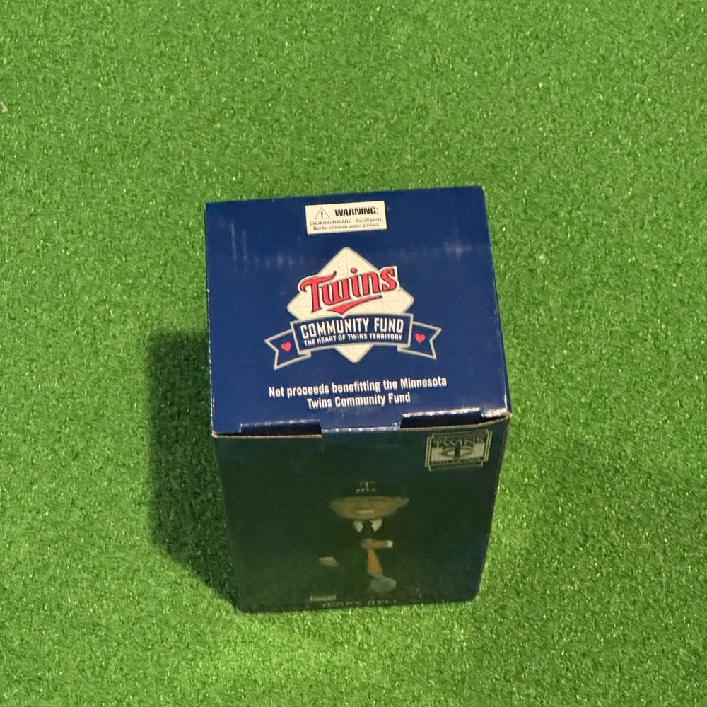 Minnesota Twins Jerry Bell Bobblehead - Picture 5 of 10
